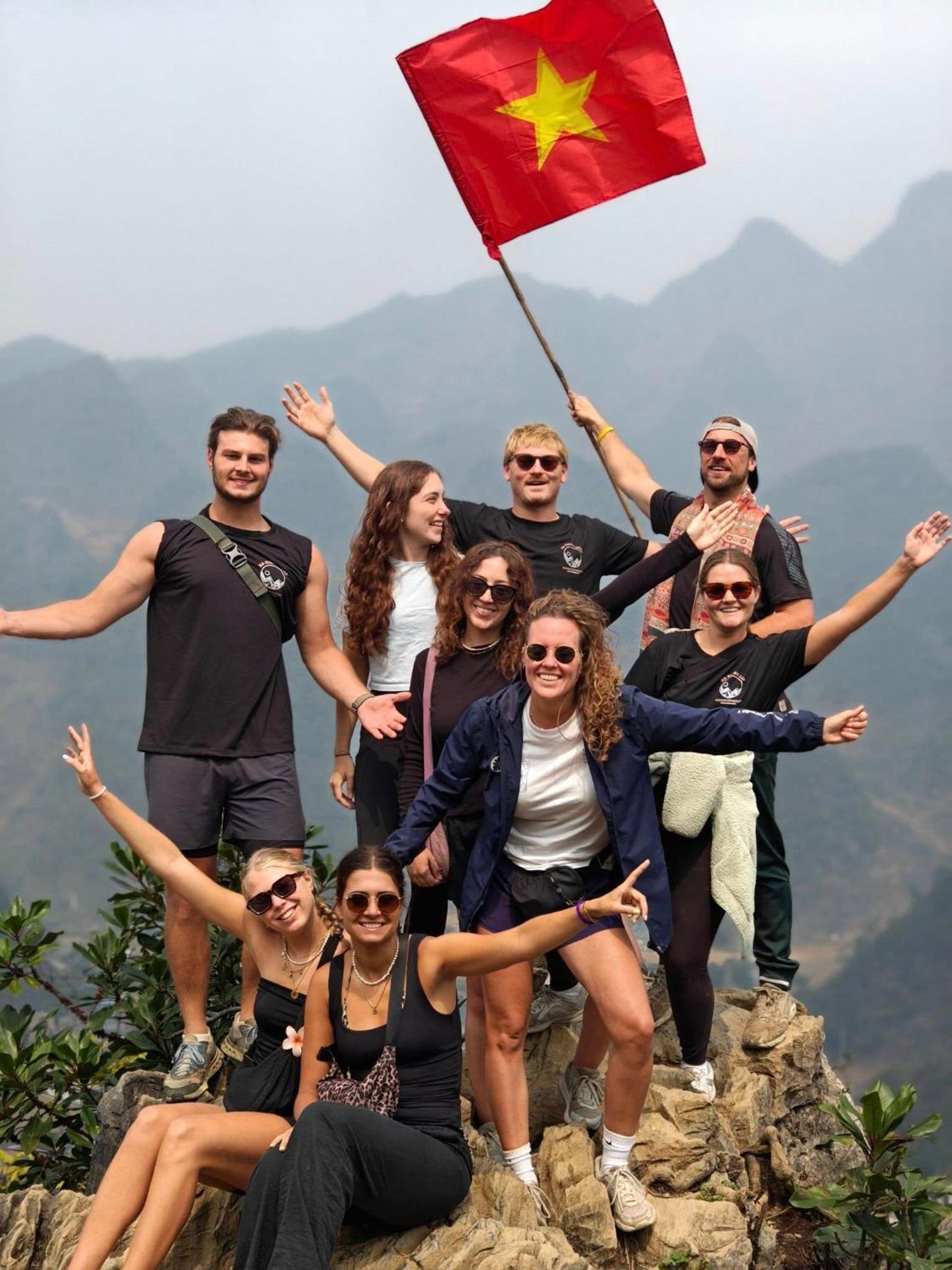 Felila Hostel & Tours Hà Giang Ngoại thất bức ảnh